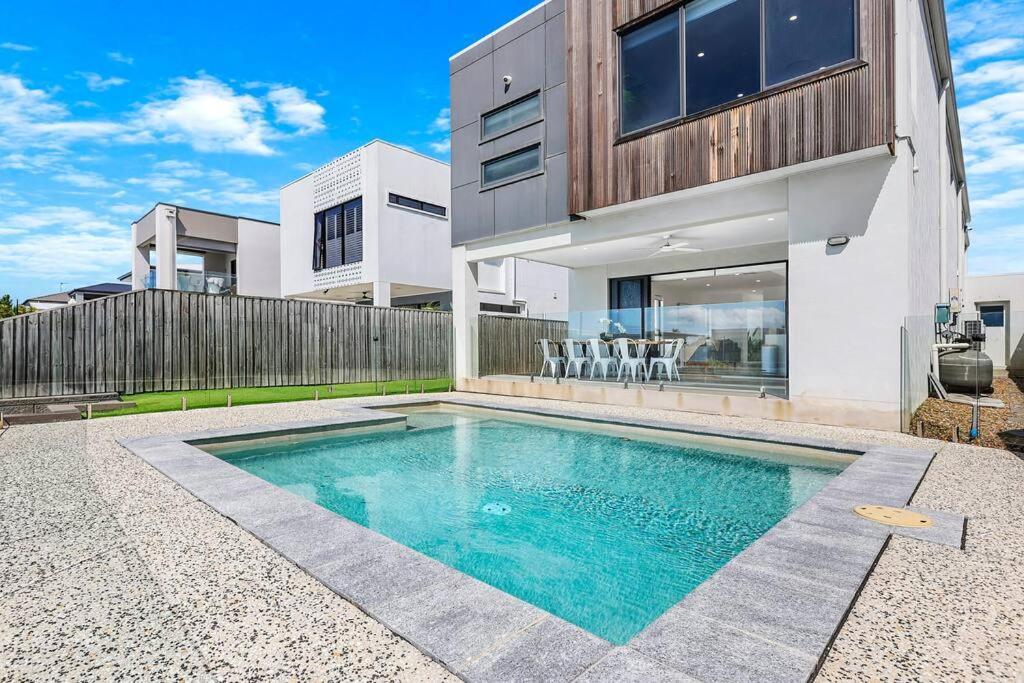 Apartment Canal Bliss 4br Waterfront Hope Island *